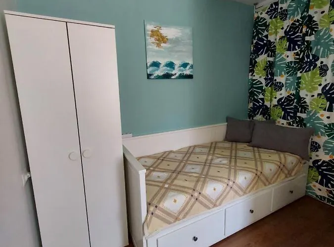 Apartment Mini With Separate Entrance *